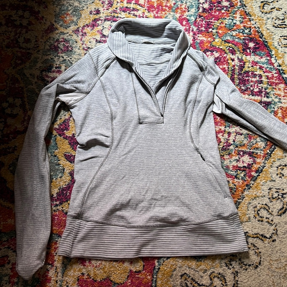 Lululemon size 8 Quarter Zip Sweater